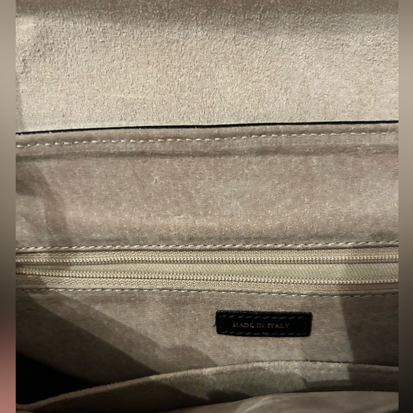 Barely used Kate spade leather purse - Picture 3 of 6